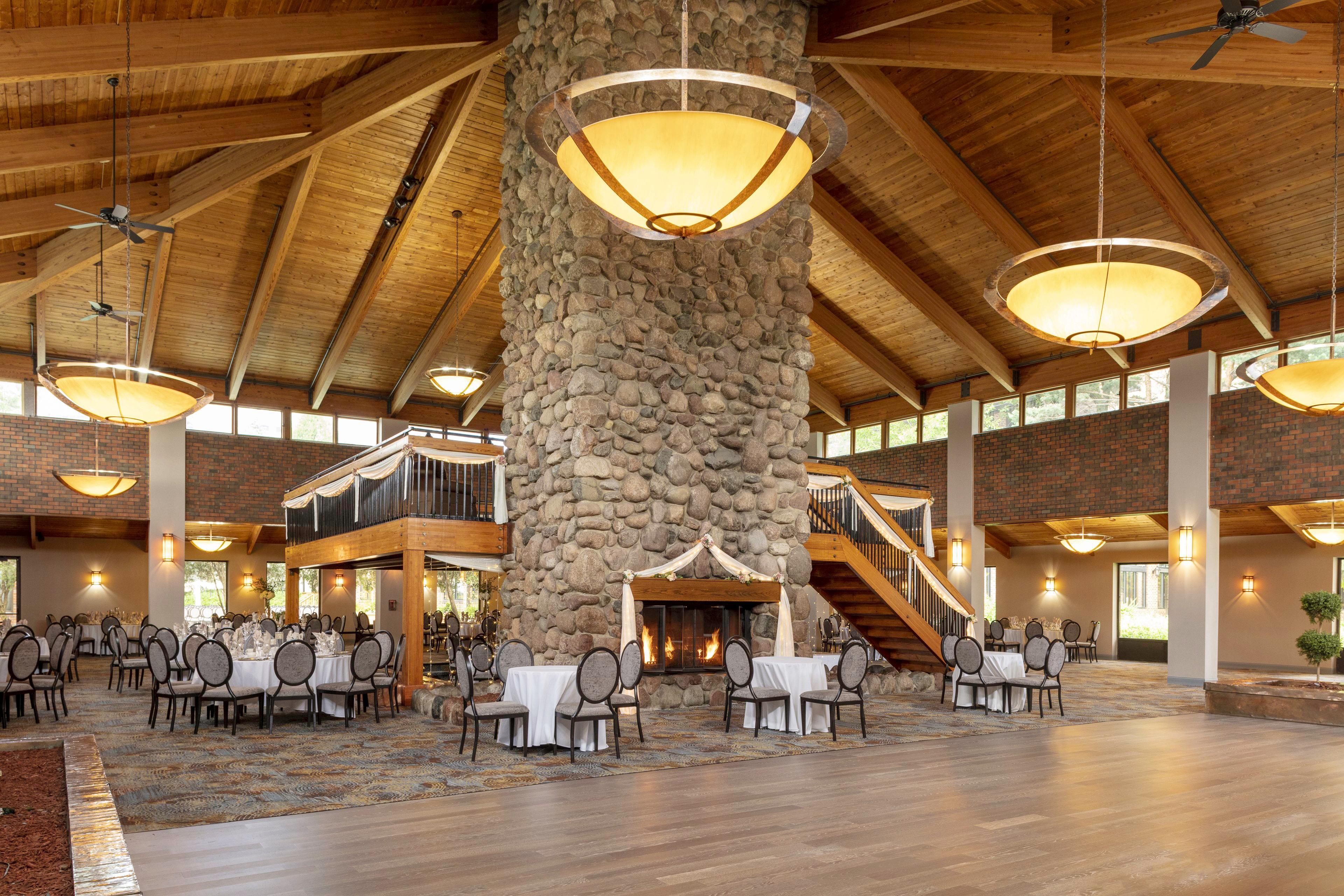 Holiday Inn Chicago Sw-Countryside Confctr By Ihg Экстерьер фото