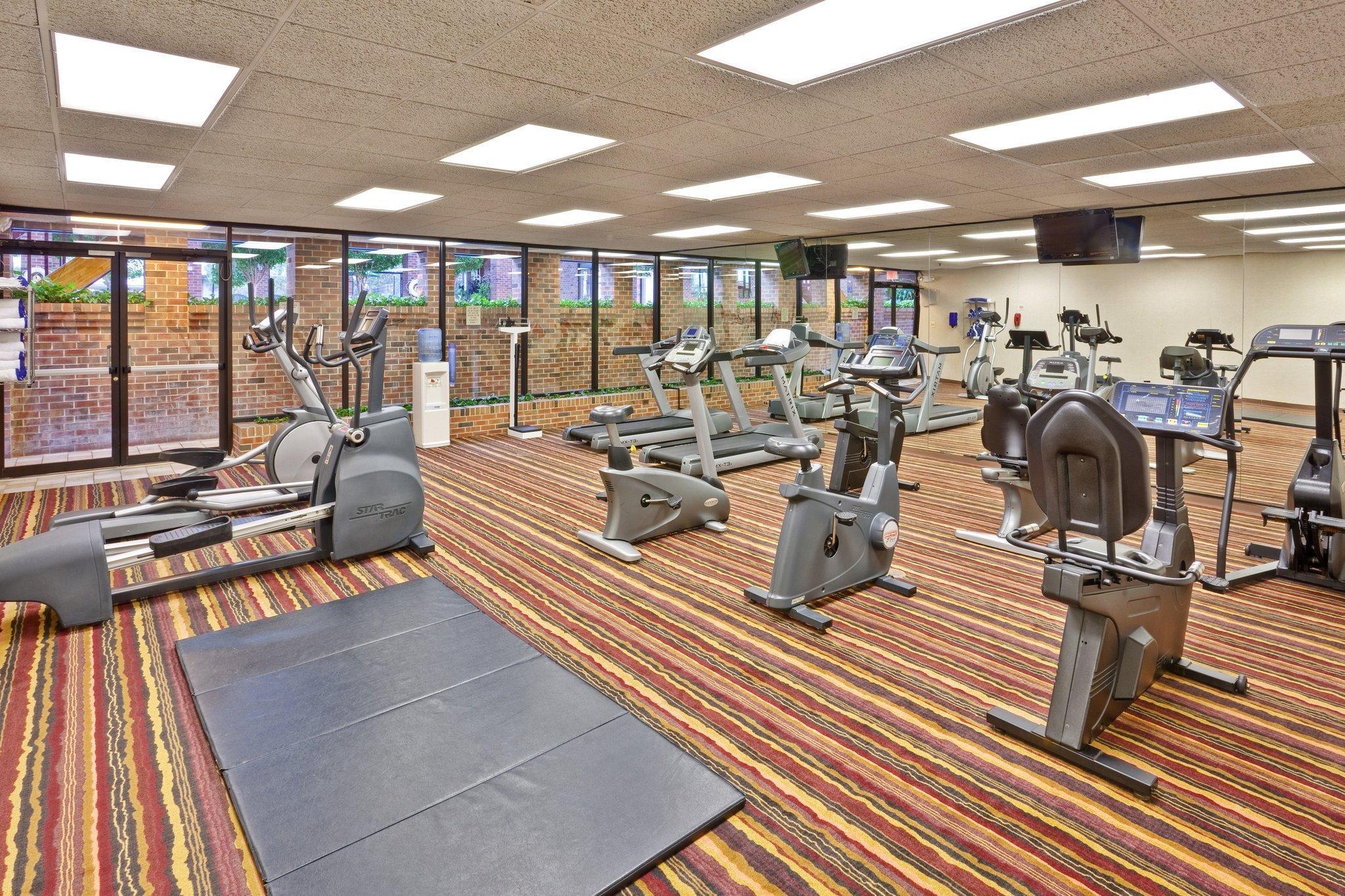 Holiday Inn Chicago Sw-Countryside Confctr By Ihg Экстерьер фото