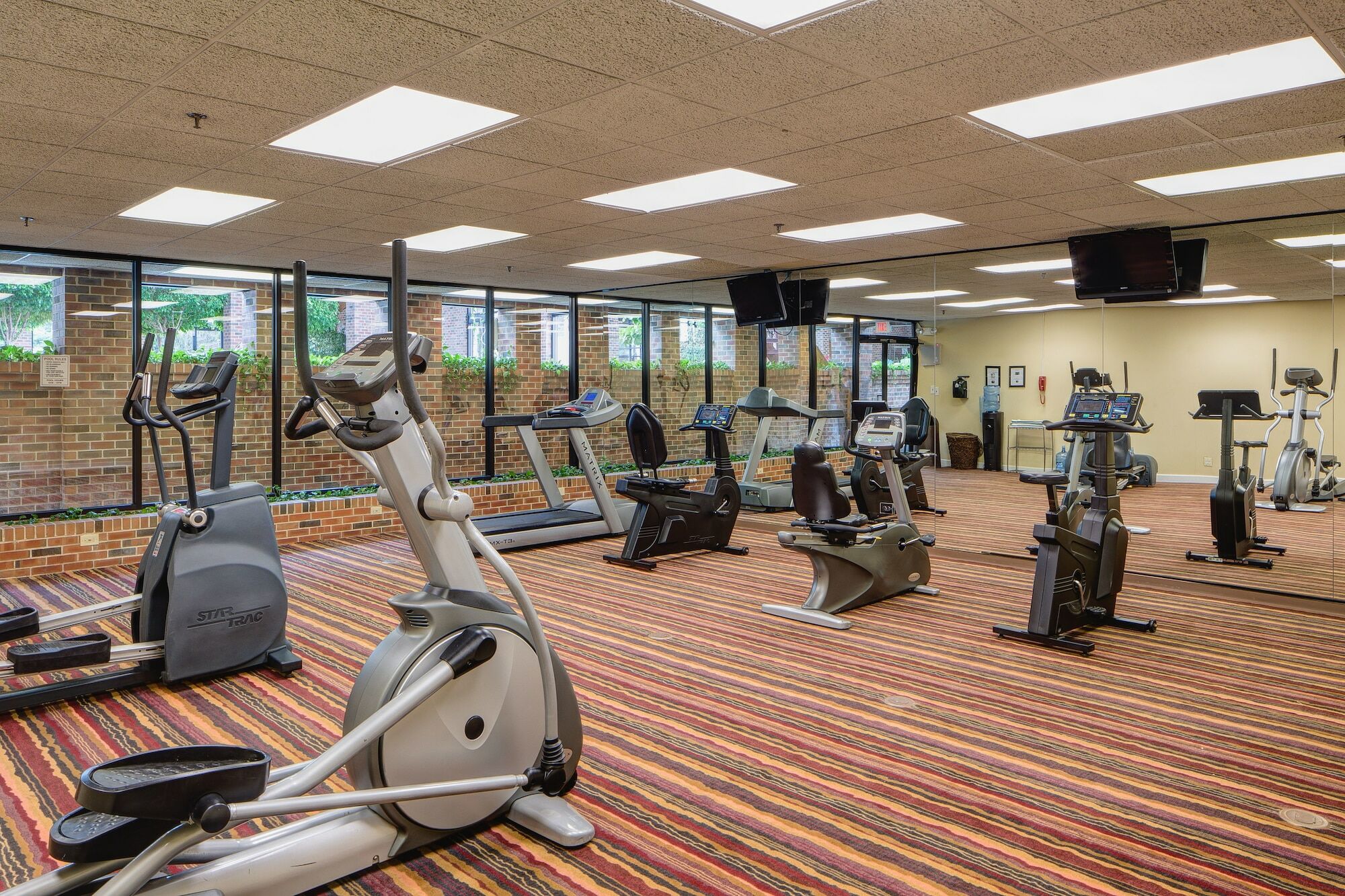 Holiday Inn Chicago Sw-Countryside Confctr By Ihg Экстерьер фото